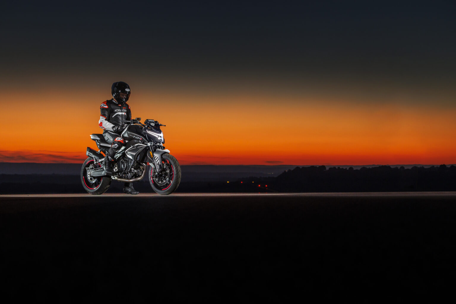 800NK - CFMOTO - Guatemala