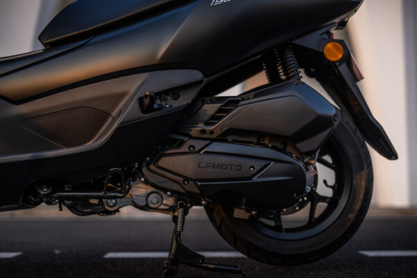 150 SC - CFMOTO - Guatemala